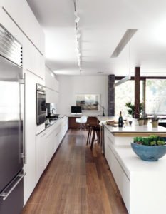 sleek-contemporary-kitchen