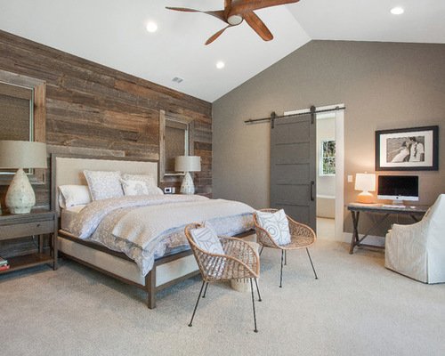 mid-sized-country-master-bedroom