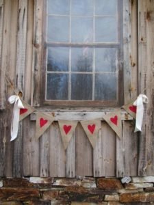 Outdoor Valentines Decorations (10)