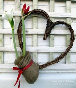 Outdoor Valentines Decorations (19)