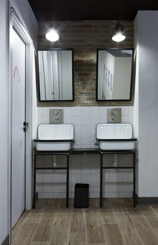 simple-industrial-bathroom-designs