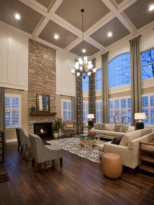 tall-ceiling-traditional-living-room