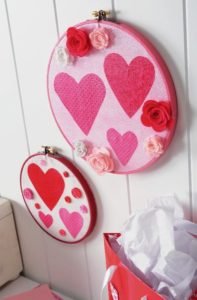 valentines-day-embroidery-hoops