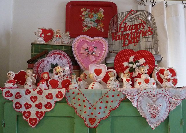 vintage-valentines-decorations-3