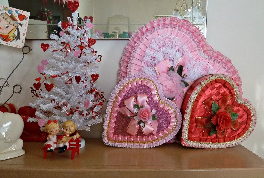 vintage-valentines-decorations-7