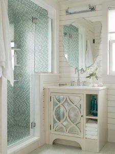 Walk-In Showers for Small Bathrooms