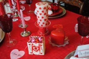 impressive-valentines-day-dining-room-decoration