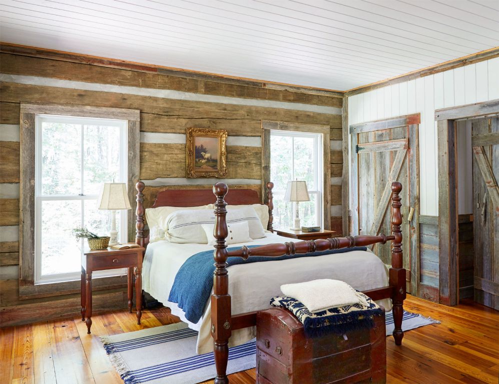 reclaimed-cabin-bedroom